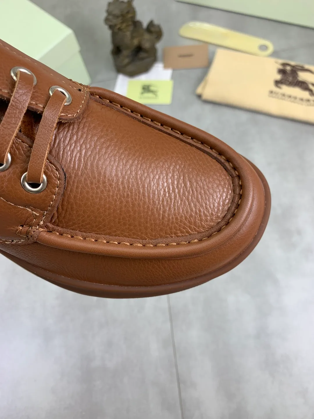 Men's Men's Shoes 💰P700 💰【New Style】Top Version 🆘【Burberry】New Burberry Slippers Launched, Perfect Workmanship! 🔥Perfect shape and top quality🙈Non-slip and wear-resistant high-end rubber outsole👣Versatile and comfortable shoes, standard size: 39-45 (customized 38-46) 2️⃣colors available Top-quality packaging